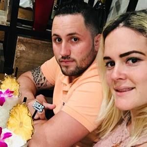 Meet your Posher, Elienai